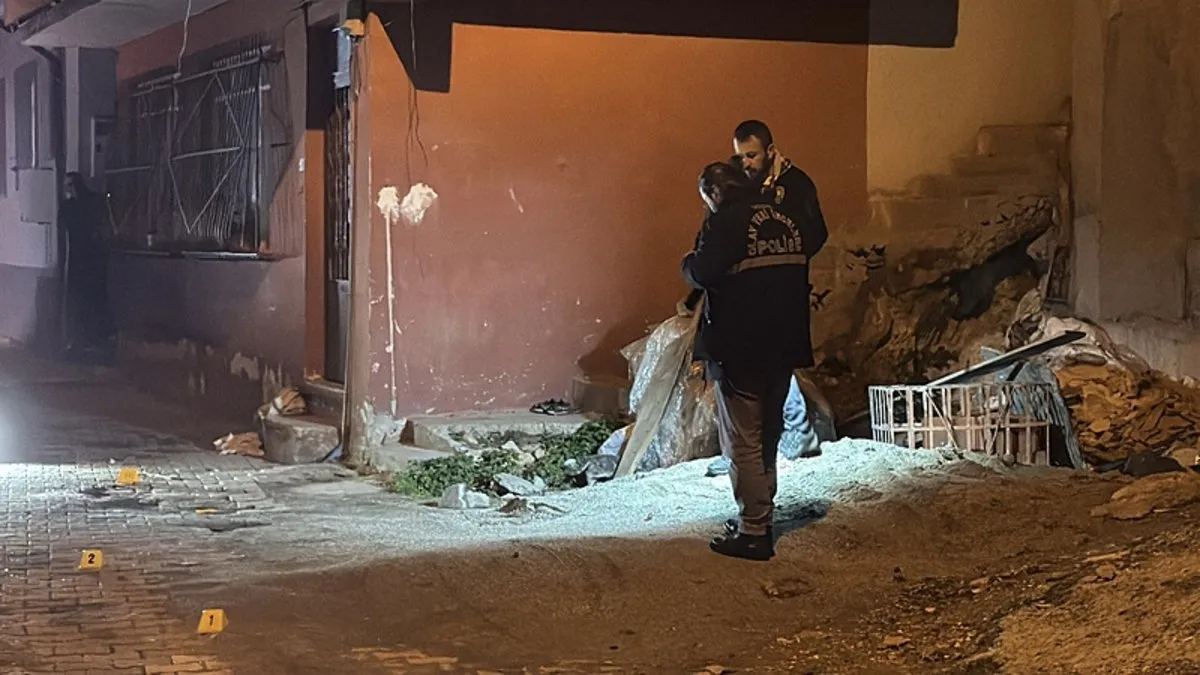 Arkadaşların tartışmasında kan aktı: 1 yaralı!