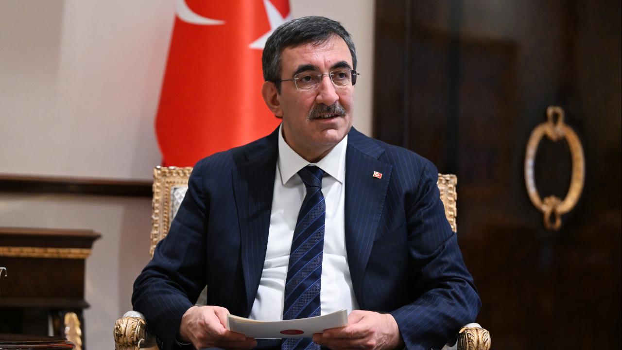 Cevdet Yılmaz: TL’ye güven arttıkça rezervlerimiz rekor üzerine rekor kırıyor